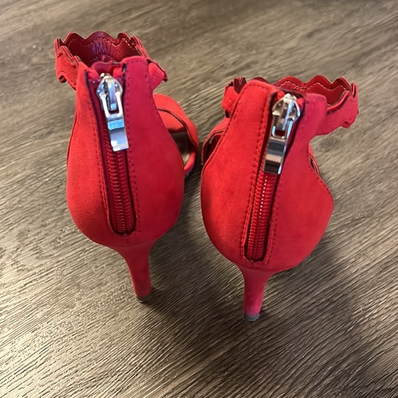 Worthington Swede red heals - Picture 4 of 4